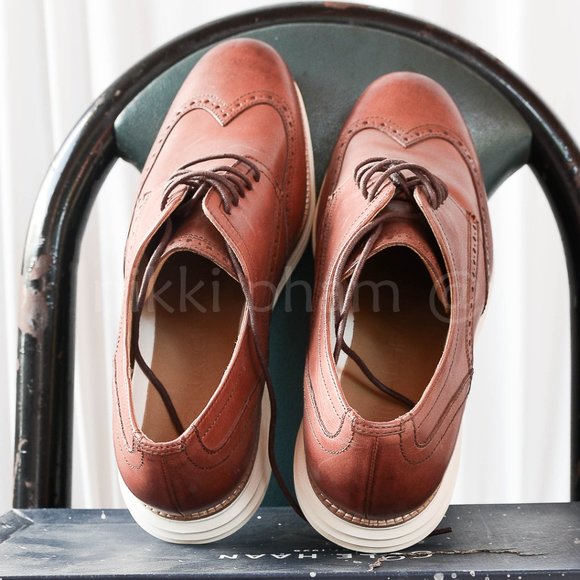 New Cole Haan Men’s Oxford Wingtip in BROWN - Picture 2 of 6